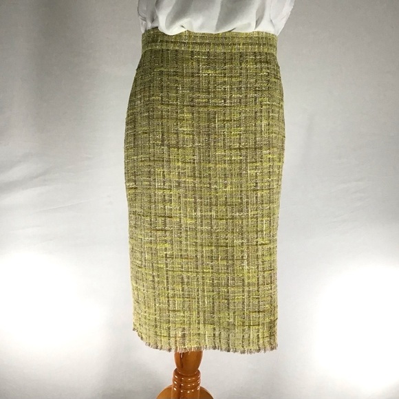 J. Crew Dresses & Skirts - J Crew Skirt tweed skirt size 12 with iridescent threads